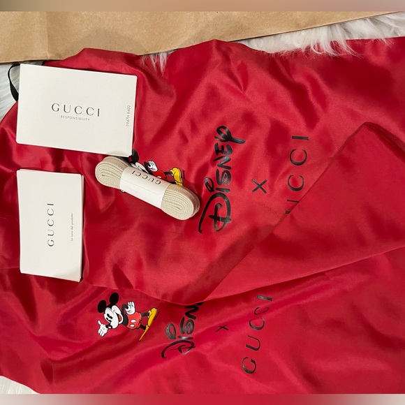 SOLD - Gucci x Disney Mickey Mouse Ace Low Distressed Sneakers - Picture 4 of 10